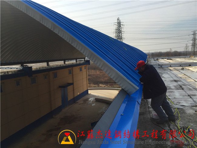 什么是拱形屋頂？拱形屋頂用板材、機(jī)械咬口鎖邊